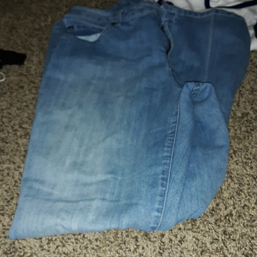 These are nice pair of blue jeans